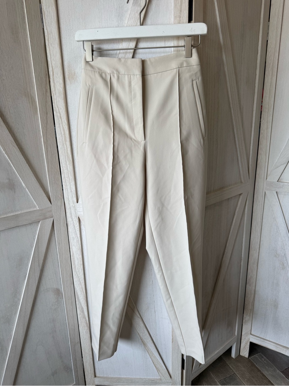 Zara Cream High-Waist women’s Tailored Trousers NWT size S